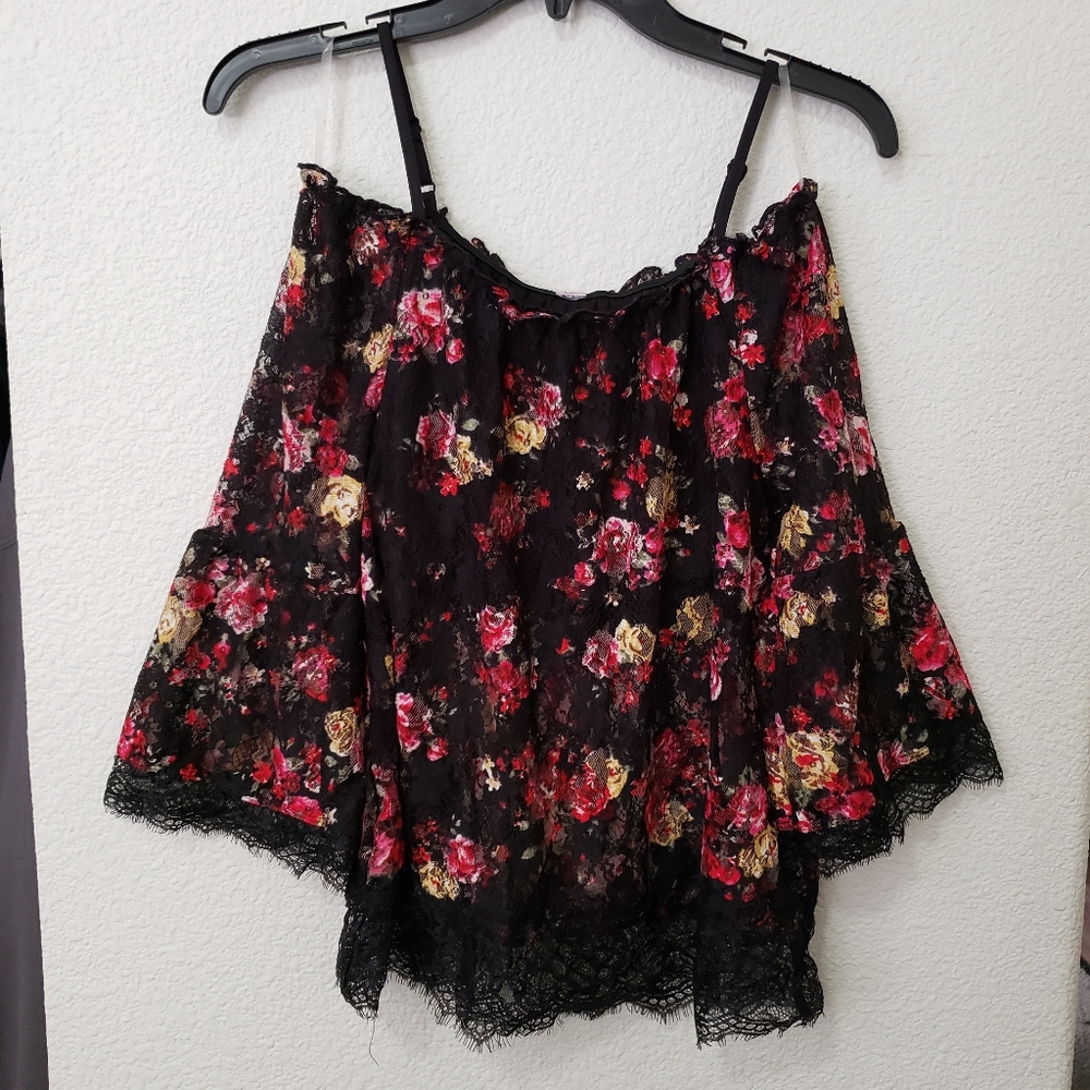 Blouse - Picture 2 of 2